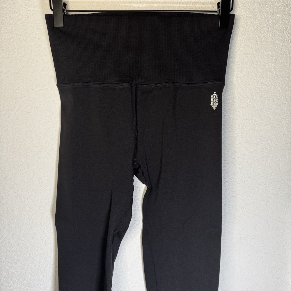 Free People Movement | Black Seamless Sculpt Mesh Leggings | Women Medium